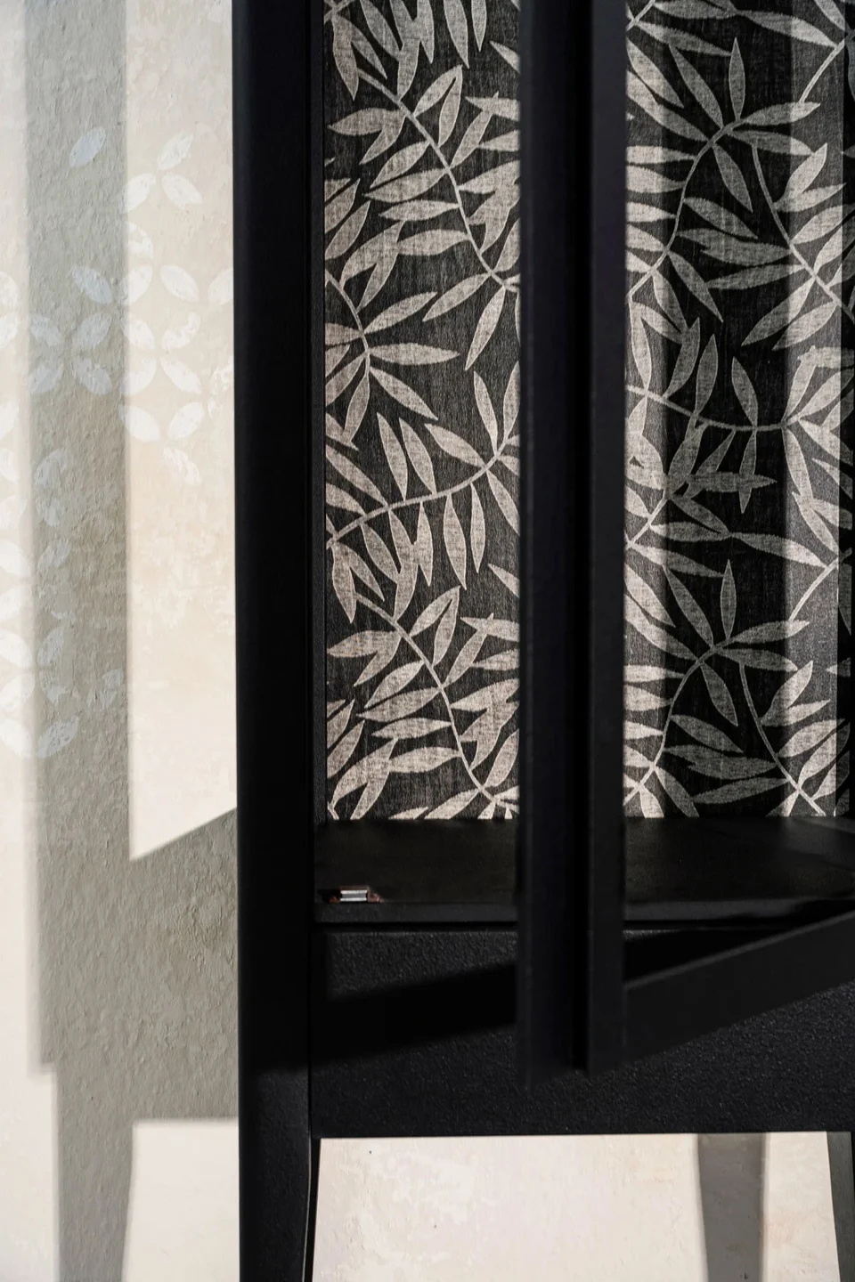 Woodress — Display cabinet · botanical weave